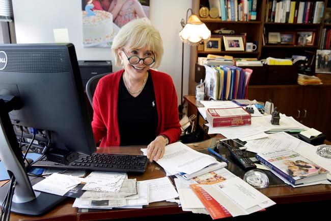'60 Minutes' keeps on the news and is rewarded by viewers | iNFOnews.ca '60 Minutes' keeps on the news and is rewarded by viewers | iNFOnews.ca