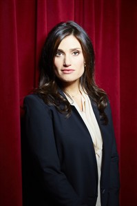 Idina Menzel's 'If/Then' off to a strong start after John Travolta's Oscars gaffe | iNFOnews.ca