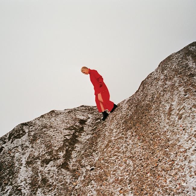 Review: Cate Le Bon gets reflective on new album 'Reward' | iNFOnews.ca