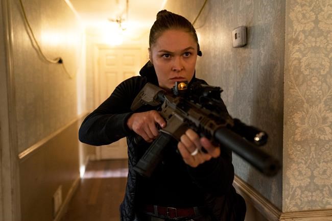 Review: Wahlberg and Berg's 'Mile 22' is a dizzying assault | iNFOnews.ca