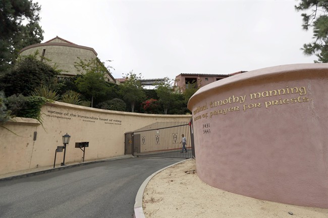Ruling clears way for Katy Perry to buy hilltop convent | iNFOnews.ca CP37078541