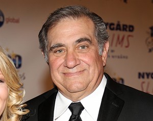 'The Wonder Years' actor Dan Lauria takes his mob play 'Dinner With the Boys' off-Broadway | iNFOnews.ca CP32268631