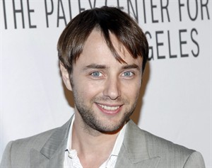 Vincent Kartheiser of 'Mad Men' will play Mr. Darcy onstage at the Guthrie | iNFOnews.ca CP23395393