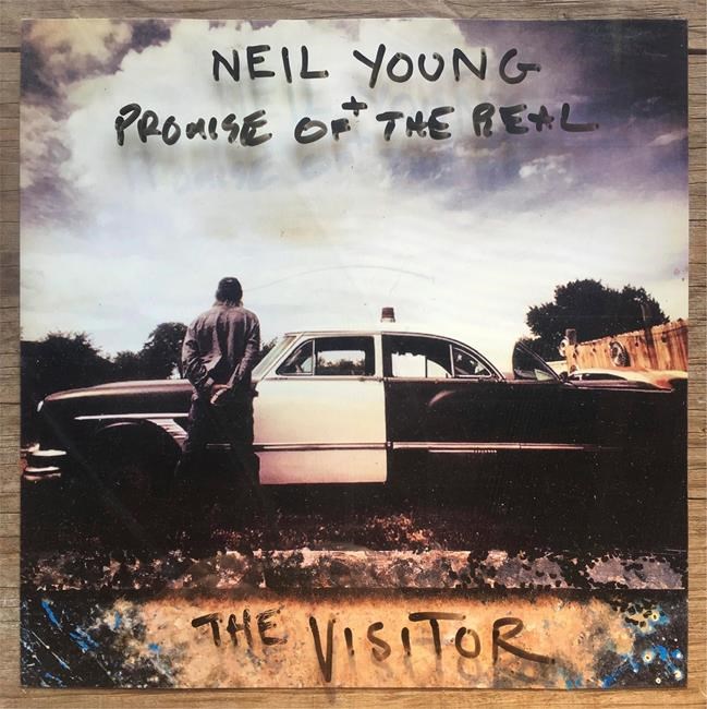 Review: Neil Young lashes out at Trump, world on 'Visitor' | iNFOnews.ca Review: Neil Young lashes out at Trump, world on 'Visitor' | iNFOnews.ca