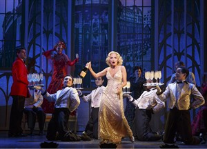 Peter Gallagher fights sinus infection to return to Kristin Chenoweth on Broadway | iNFOnews.ca CP32272659