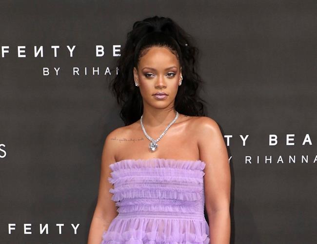 'Slap Rihanna' ad on Snapchat brings outrage, apologies | iNFOnews.ca 'Slap Rihanna' ad on Snapchat brings outrage, apologies | iNFOnews.ca