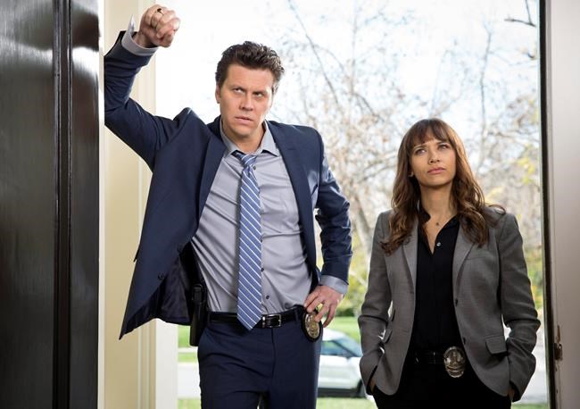 Review: Rashida Jones cops to funny stuff on 'Angie Tribeca' | iNFOnews.ca