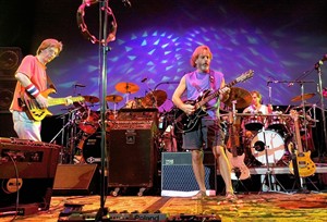 Grateful Dead to reunite for final concerts in July in Chicago; celebrating 50th anniversary | iNFOnews.ca CP31503607