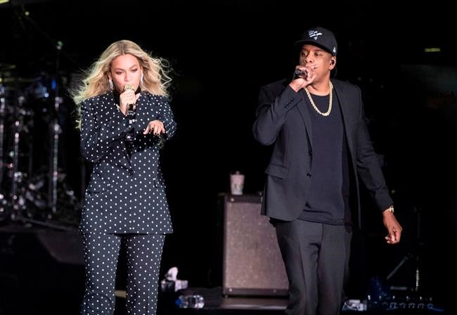 Jay-Z, Beyonce dedicate GLAAD award to her uncle | iNFOnews.ca