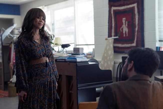 High school musicals, teen angst star in new drama 'Rise' | iNFOnews.ca