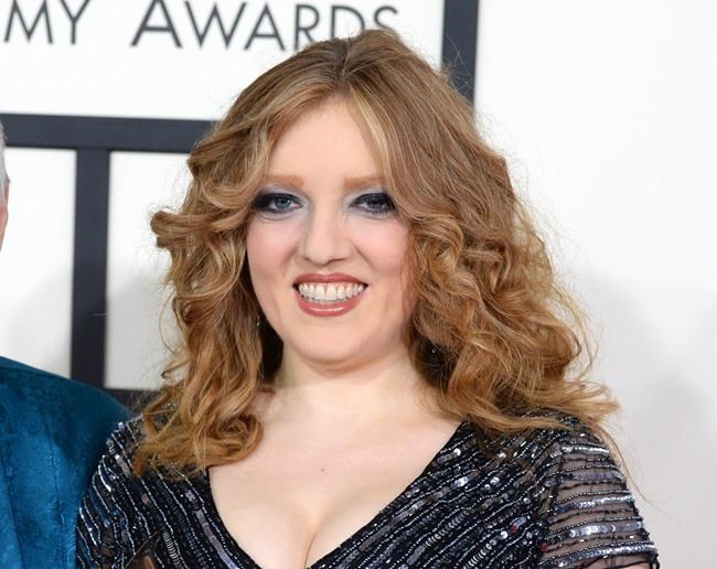 American Airlines apologizes to musician for barring violin | iNFOnews.ca