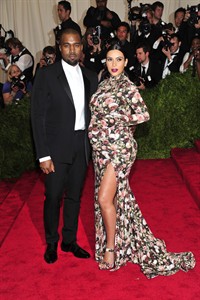 Kim Kardashian and Kanye West go in new direction, name their baby girl North | iNFOnews.ca Kim Kardashian and Kanye West go in new direction, name their baby girl North | iNFOnews.ca
