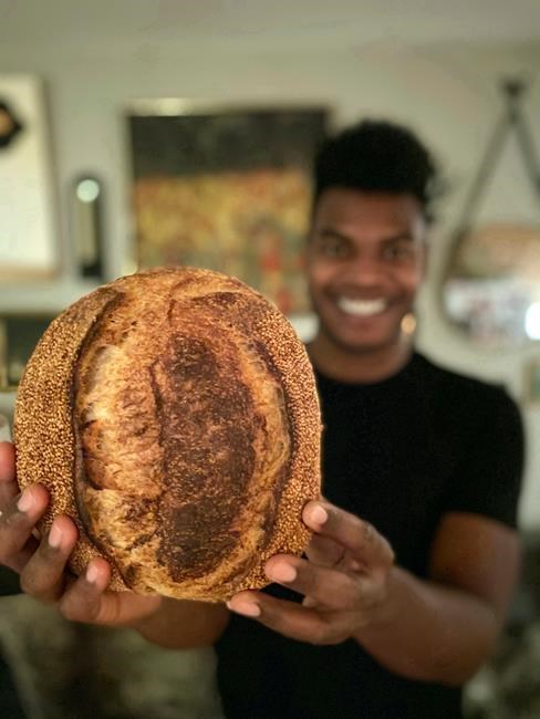 Bread and Cameos - a year without income from Broadway stage | iNFOnews.ca Bread and Cameos - a year without income from Broadway stage | iNFOnews.ca