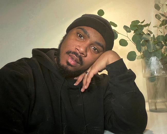 Big art, small package: Tiny plays offered to stage at home | iNFOnews.ca Big art, small package: Tiny plays offered to stage at home | iNFOnews.ca