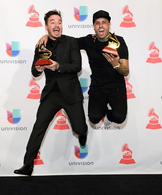 Nicky Jam's friendship with J Balvin produces a new hit: "X" | iNFOnews.ca