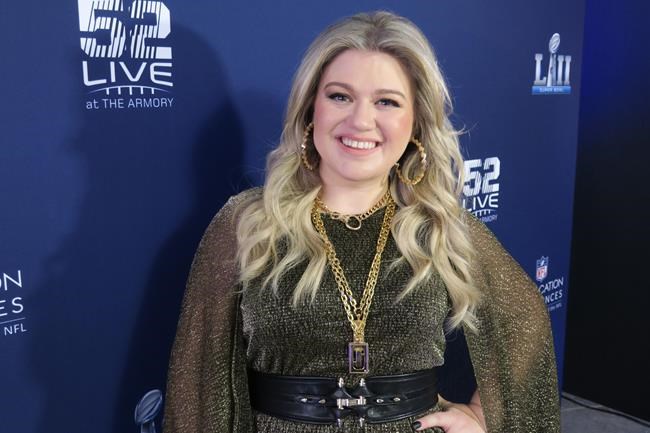 Kelly Clarkson thinks Lorde should have performed at Grammys | iNFOnews.ca CP1697401333