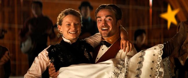 Review: Pattinson elevates the melancholy western 'Damsel' | iNFOnews.ca Review: Pattinson elevates the melancholy western 'Damsel' | iNFOnews.ca