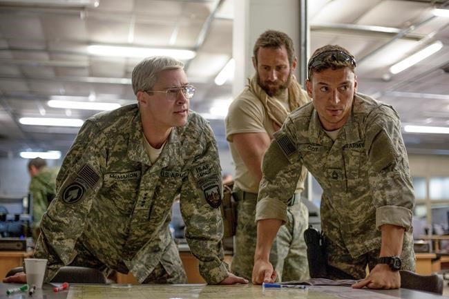 Review: Pitt goes all out in flawed satire 'War Machine' | iNFOnews.ca CP594680736