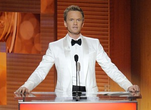 Neil Patrick Harris returning to host Emmy telecast on CBS in September | iNFOnews.ca CP23570141