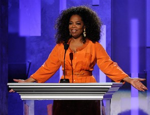 Oprah Winfrey opens 8-city tour in Atlanta with "Oprah's The Life You Want Weekend | iNFOnews.ca CP29786595