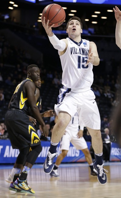 Villanova back into Sweet 16 with 87-68 rout of Iowa | iNFOnews.ca Villanova back into Sweet 16 with 87-68 rout of Iowa | iNFOnews.ca