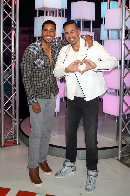 Romeo Santos has the golden touch on his new album | iNFOnews.ca