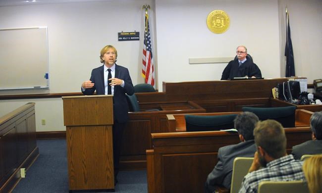 Phish frontman returns to drug court to encourage new grads | iNFOnews.ca