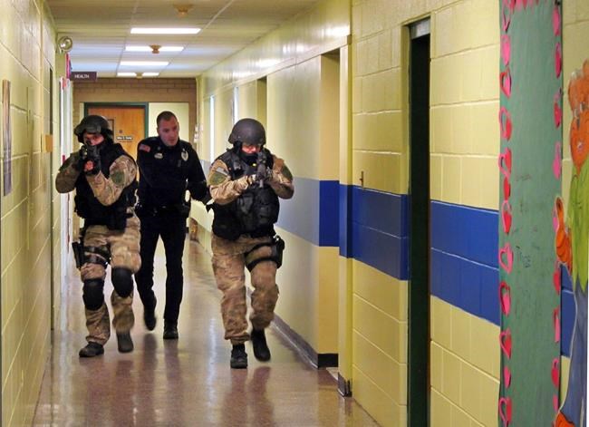 Parents question whether shooting drills traumatize kids | iNFOnews.ca Parents question whether shooting drills traumatize kids | iNFOnews.ca