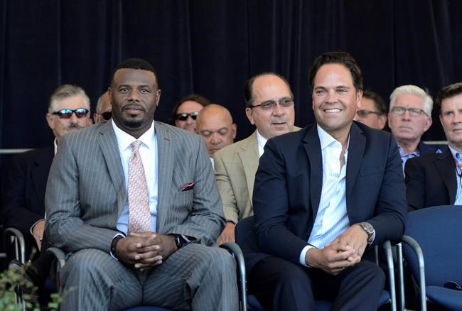 Ken Griffey Jr. inducted into Baseball Hall of Fame | iNFOnews.ca Ken Griffey Jr. inducted into Baseball Hall of Fame | iNFOnews.ca
