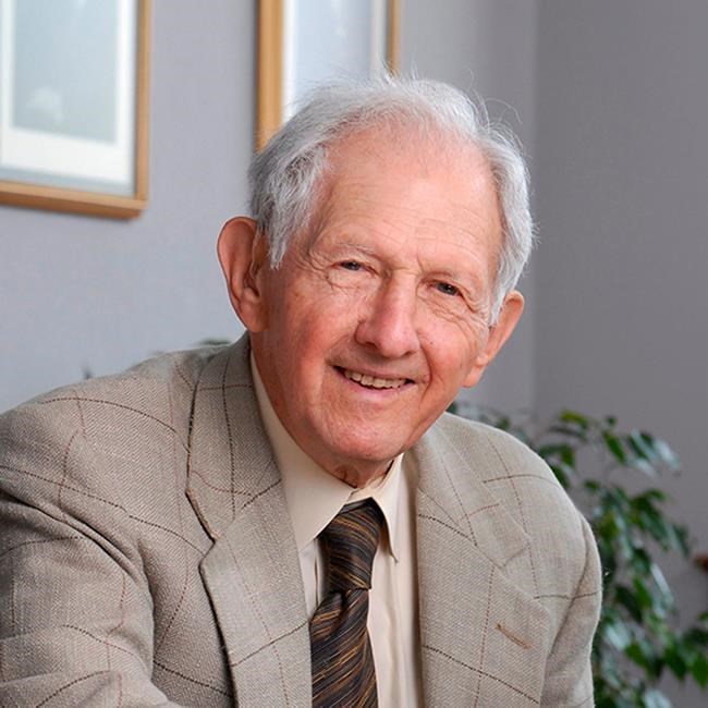 World War II soldier who became a pre-CIA spy dies at 102 | iNFOnews.ca World War II soldier who became a pre-CIA spy dies at 102 | iNFOnews.ca