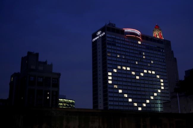 Hotels, Airbnb beef up cleaning standards to calm travellers | iNFOnews.ca