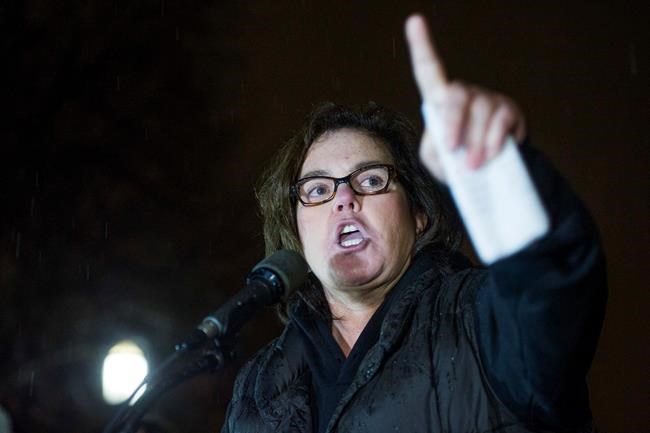 Rosie O'Donnell, Broadway stars, protest outside White House | iNFOnews.ca