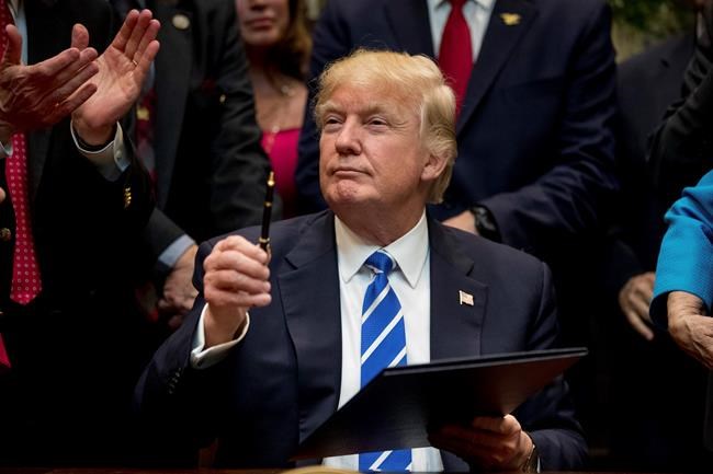 City leaders defy White House threat on "sanctuary" policies | iNFOnews.ca