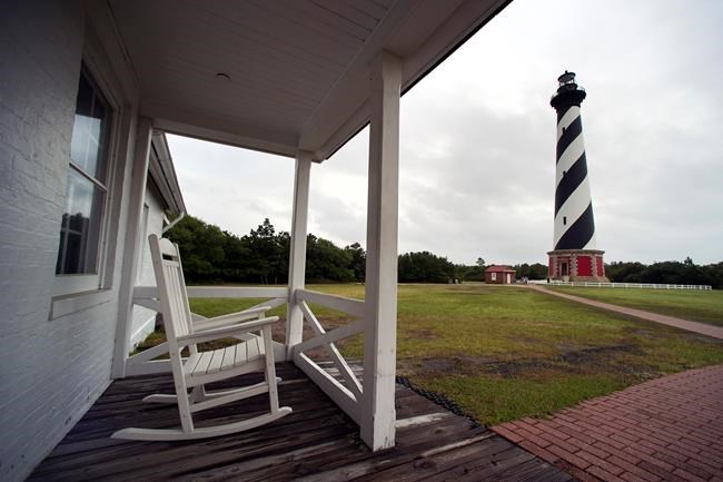 Iconic Cape Hatteras Lighthouse goes dark for repairs | iNFOnews.ca