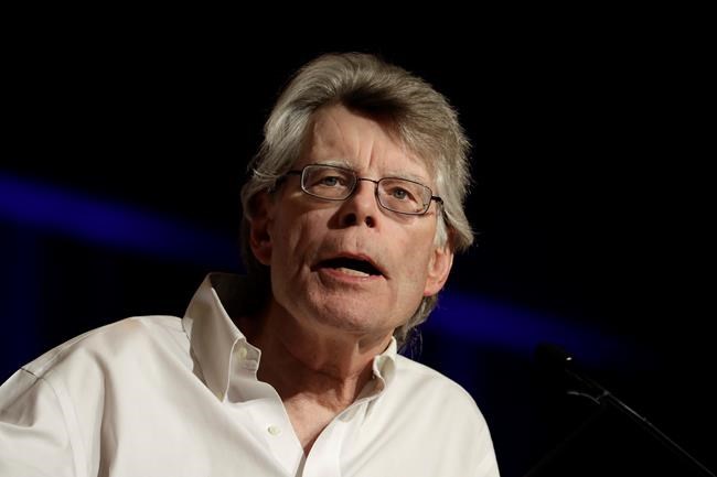 Stephen King joins moviegoers for special screening of "It" | iNFOnews.ca Stephen King joins moviegoers for special screening of "It" | iNFOnews.ca