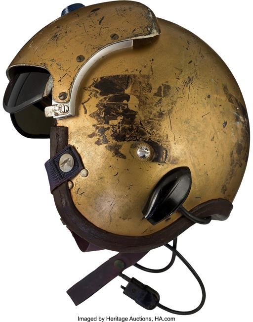 Memorabilia from astronauts Armstrong, Glenn up for auction | iNFOnews.ca