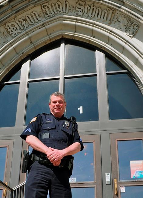The Latest: Police ID high school shooting suspect | iNFOnews.ca