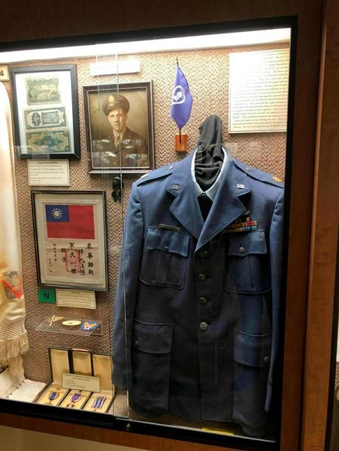 WWII bombardier dies in veterans home, aged 96 | iNFOnews.ca