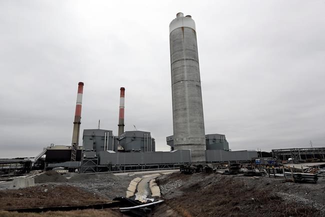 18 states, coal group, US Chamber want ash order overturned | iNFOnews.ca