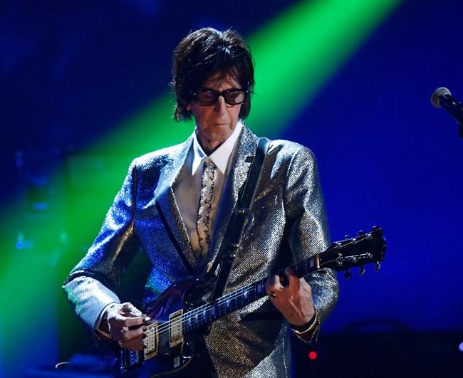 Rocker Ric Ocasek, frontman of The Cars, dead at 75 | iNFOnews.ca Rocker Ric Ocasek, frontman of The Cars, dead at 75 | iNFOnews.ca