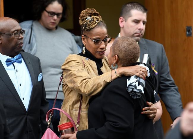 Calls for new regulation mount as limo crash victims mourned | iNFOnews.ca