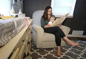 One mom makes it her mission to encourage girls to seek careers in science | iNFOnews.ca CP30750081