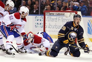 Desperate Canadiens break out of skid by beating Sabres in shootout | iNFOnews.ca CP30588878