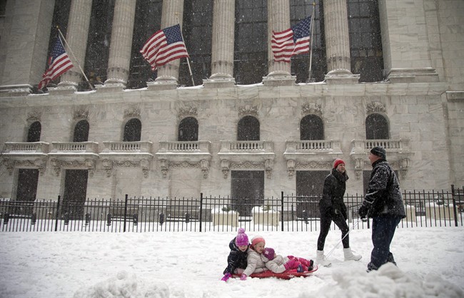 All Broadway shows on Saturday shutter as snow builds | iNFOnews.ca CP36122274