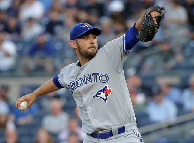 Martin hits first 2 HRs of season, Blue Jays top Yankees 8-4 | iNFOnews.ca CP2086779351