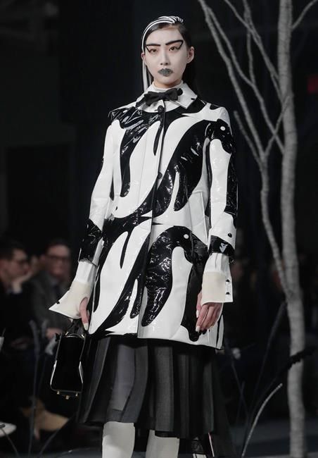 Marc Jacobs goes silent to close out New York Fashion Week | iNFOnews.ca Marc Jacobs goes silent to close out New York Fashion Week | iNFOnews.ca