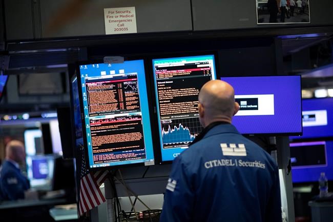 Stocks sink as US manufacturing shrinks again amid trade war | iNFOnews.ca