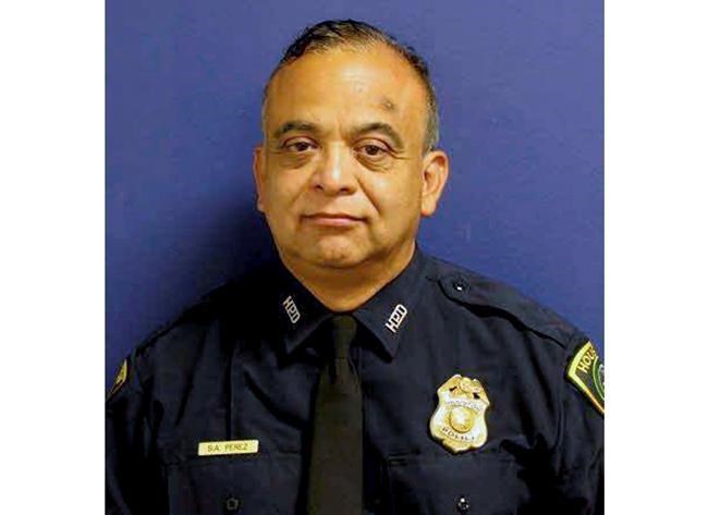 Houston police chief blunt and emotional during Harvey | iNFOnews.ca