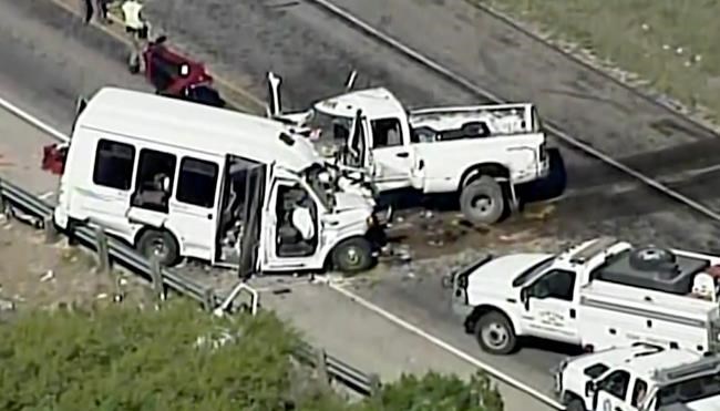 Pastor: Families of crash victims gathered to cry, grieve | iNFOnews.ca