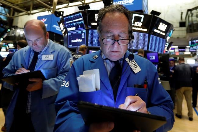 Indexes sink; Netflix miss pulls down communications stocks | iNFOnews.ca